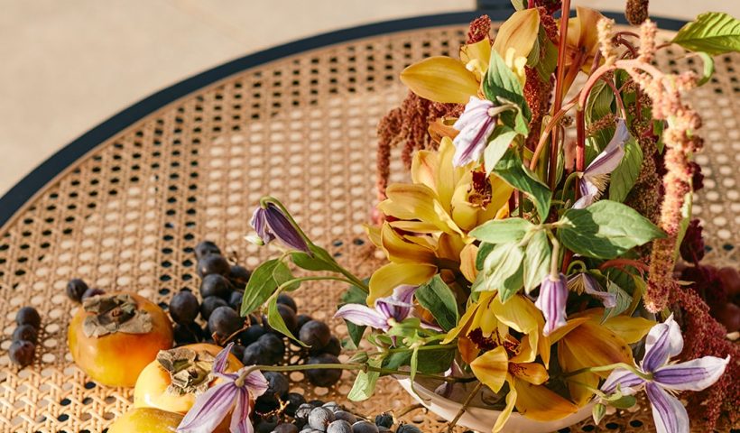 Yes, this wedding actually curated the perfect autumn color palette
