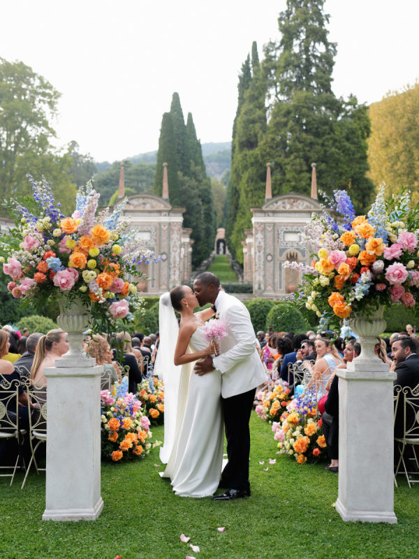 A Color-Forward Celebration with a Fresh Take on Classic Wedding Style at Villa d’Este