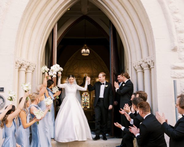 A Nostalgic Wedding Full of Classic Elegance and Vintage Charm at The Ashton Depot