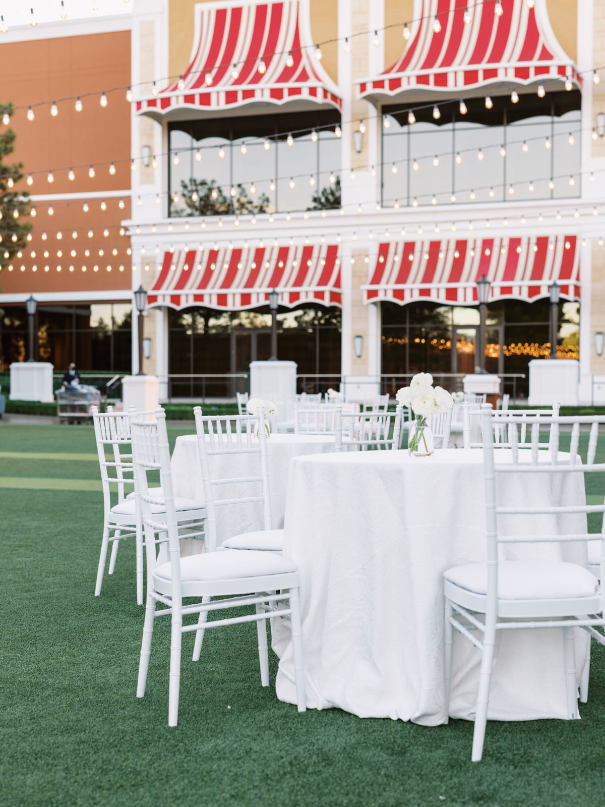 Las Vegas-inspired wedding
