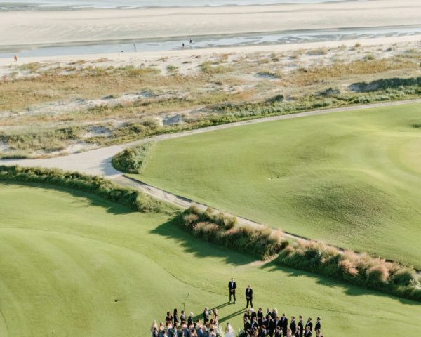 Resort Greens and Rattan Dreams in a Lowcountry-Inspired Wedding Weekend