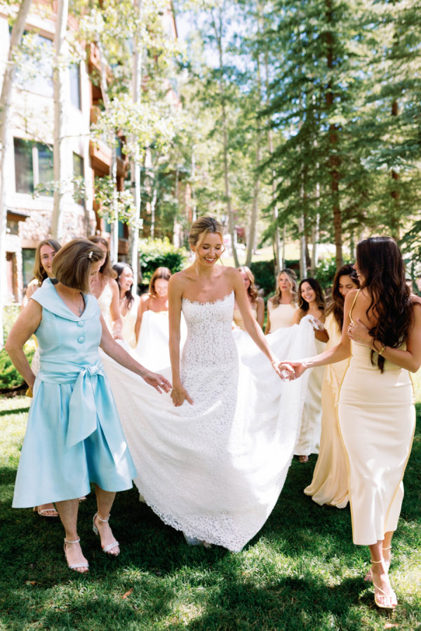 Western Romance and Wildflowers in a Chic All-Black Dress Code