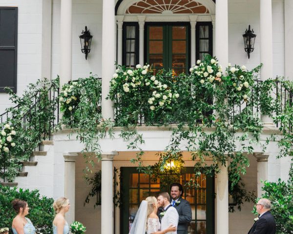 A Classic Coastal Wedding Rooted in Southern Charm in Savannah