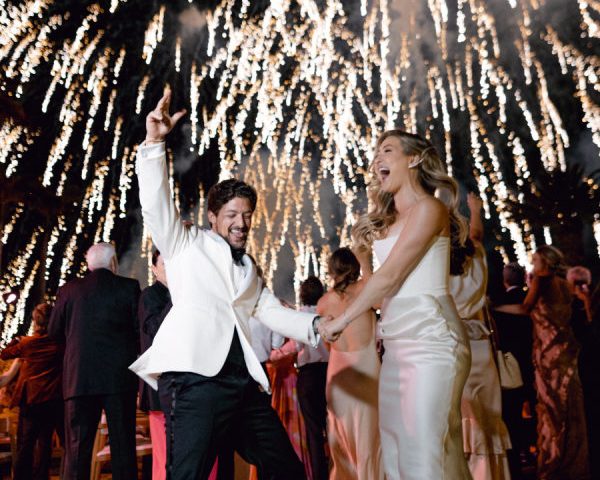 A Tropical Glam Wedding Blending Modern Sophistication With Cabo’s Natural Beauty at Club 96
