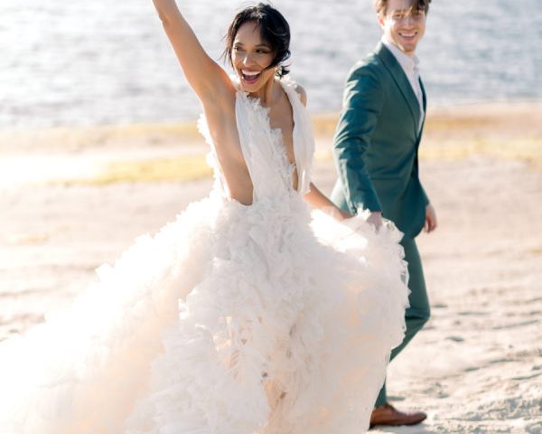 An Elevated Take on Tropical: A Refined Beachside Wedding Editorial in Golden Hues