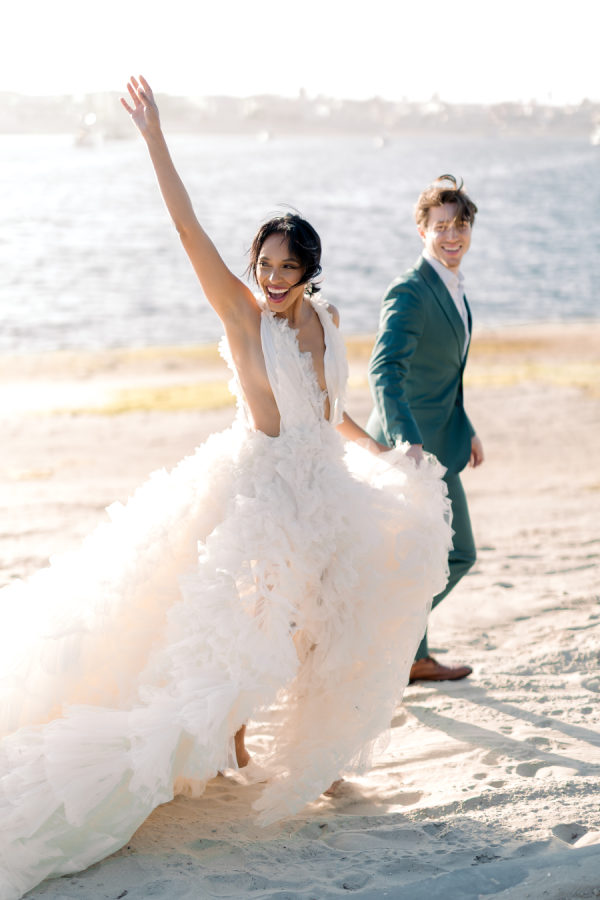 An Elevated Take on Tropical: A Refined Beachside Wedding Editorial in Golden Hues