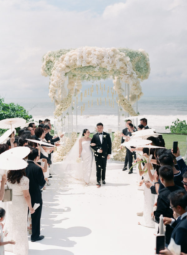 Tropical Serenity Meets Organic Romance in This Dreamy Wedding at Soori Bali