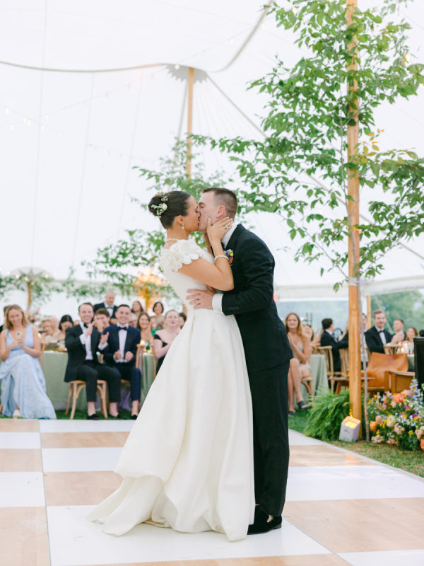 A Chic Tapestry of Candy-Colored Florals and Farm-to-Table Elegance at Vermont’s OQ Farm