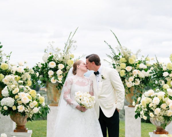An Elegant Yet Intimate Tuscan Countryside Wedding Steeped in Romance