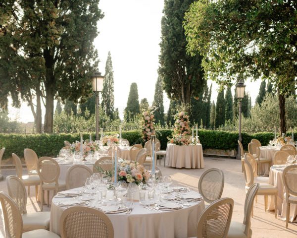 An Italian Lakeside Celebration at Villa Cortine Filled with Color Cuisine and Connection
