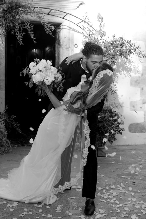 Dancing Under the Aegean Stars with Botanical Cocktails and Venetian Charm
