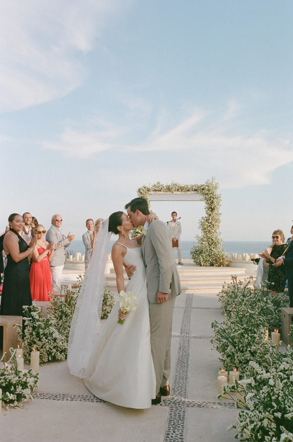 Layered Neutrals and Sculptural Florals Set the Scene for This Los Cabos Wedding