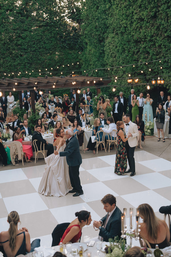 A Serpentine-Table Soirée with Modern Elegance at Franciscan Gardens