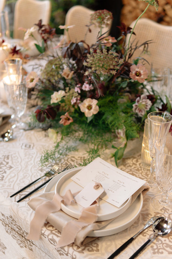 A Vintage-Inspired Wedding Editorial at The Ebell of Long Beach with Modern European Elegance