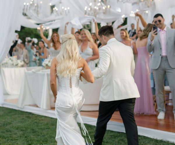 An Exclusive Wedding Weekend at The Chanler on Newport’s Cliff Walk, Filled with Hydrangeas and Gilded Age Charm
