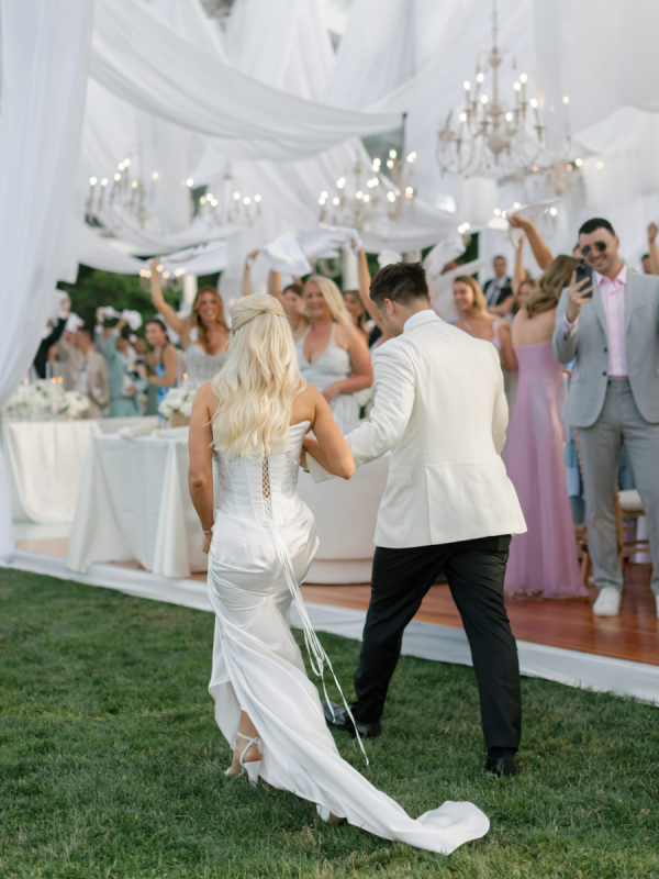 An Exclusive Wedding Weekend at The Chanler on Newport’s Cliff Walk, Filled with Hydrangeas and Gilded Age Charm
