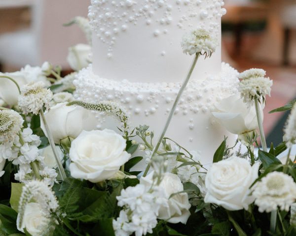 Lush Florals and Candlelight for a Romantic Courtyard Wedding