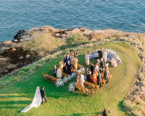 Pastel Watercolor-Inspired Wedding at Four Seasons Lanai with Refined Elegance