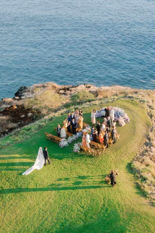 Pastel Watercolor-Inspired Wedding at Four Seasons Lanai with Refined Elegance