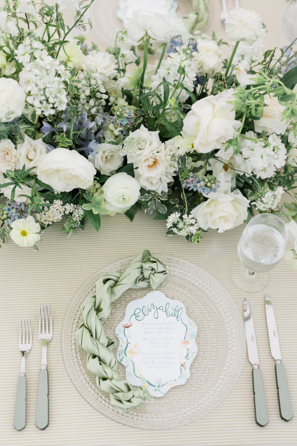 A Modern Garden Party with Playful Patterns and a Fresh Blue-Green Palette